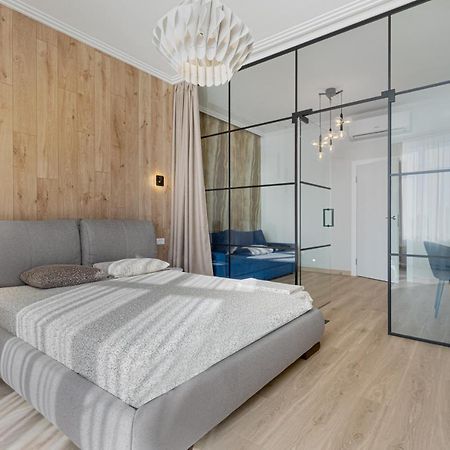 Sea Symphony Luxury 3-Bedrooms Apartment Odessa Exterior photo