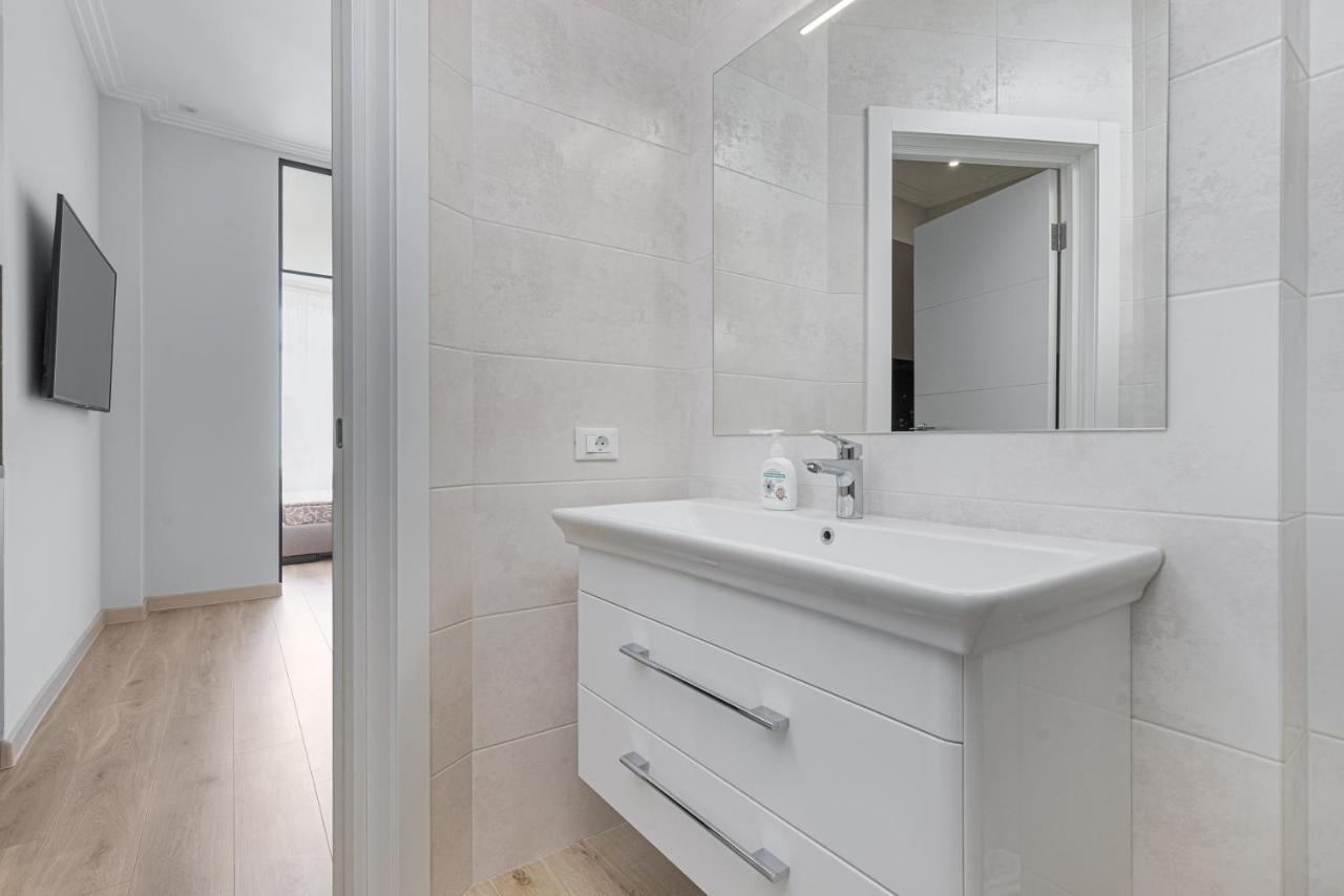Sea Symphony Luxury 3-Bedrooms Apartment Odessa Exterior photo